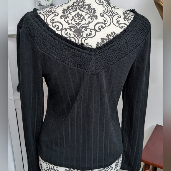 Jessica Simpson NWT blouse - Picture 3 of 7